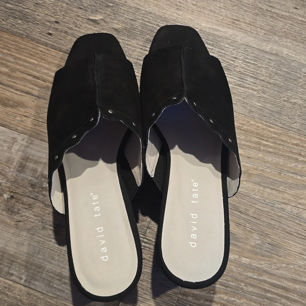 David Tate|‎ Black leather wedge slides| Scalloped Design| Size 11| NWOT